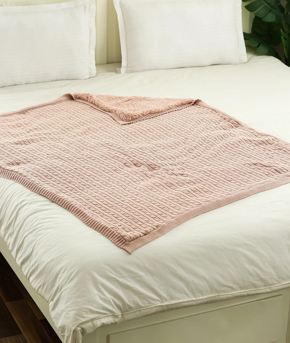 Cable Knit Cotton Knitted Throw Blanket With Warm Sherpa (Cameo Pink)