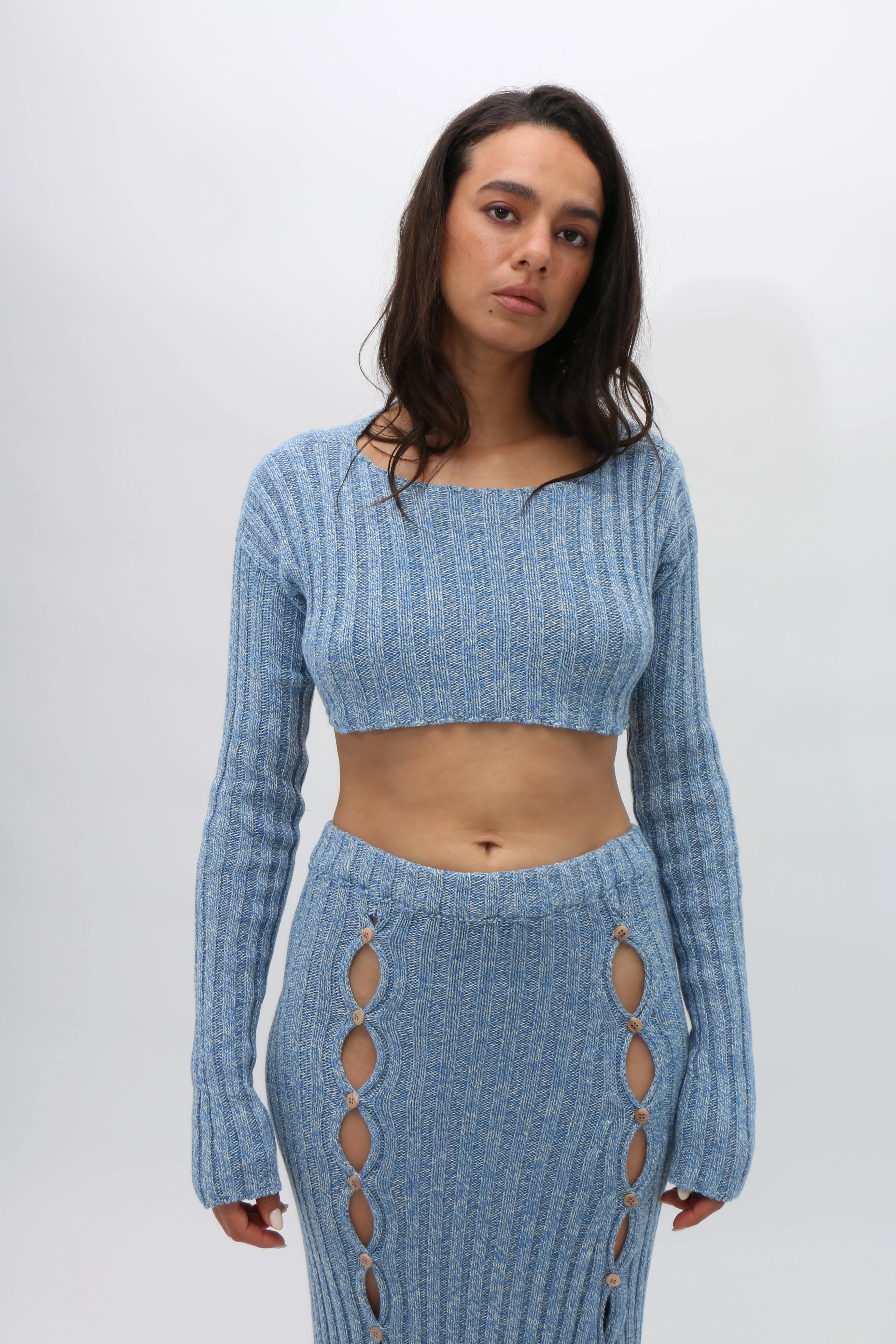 Macau Sleeve Pullover