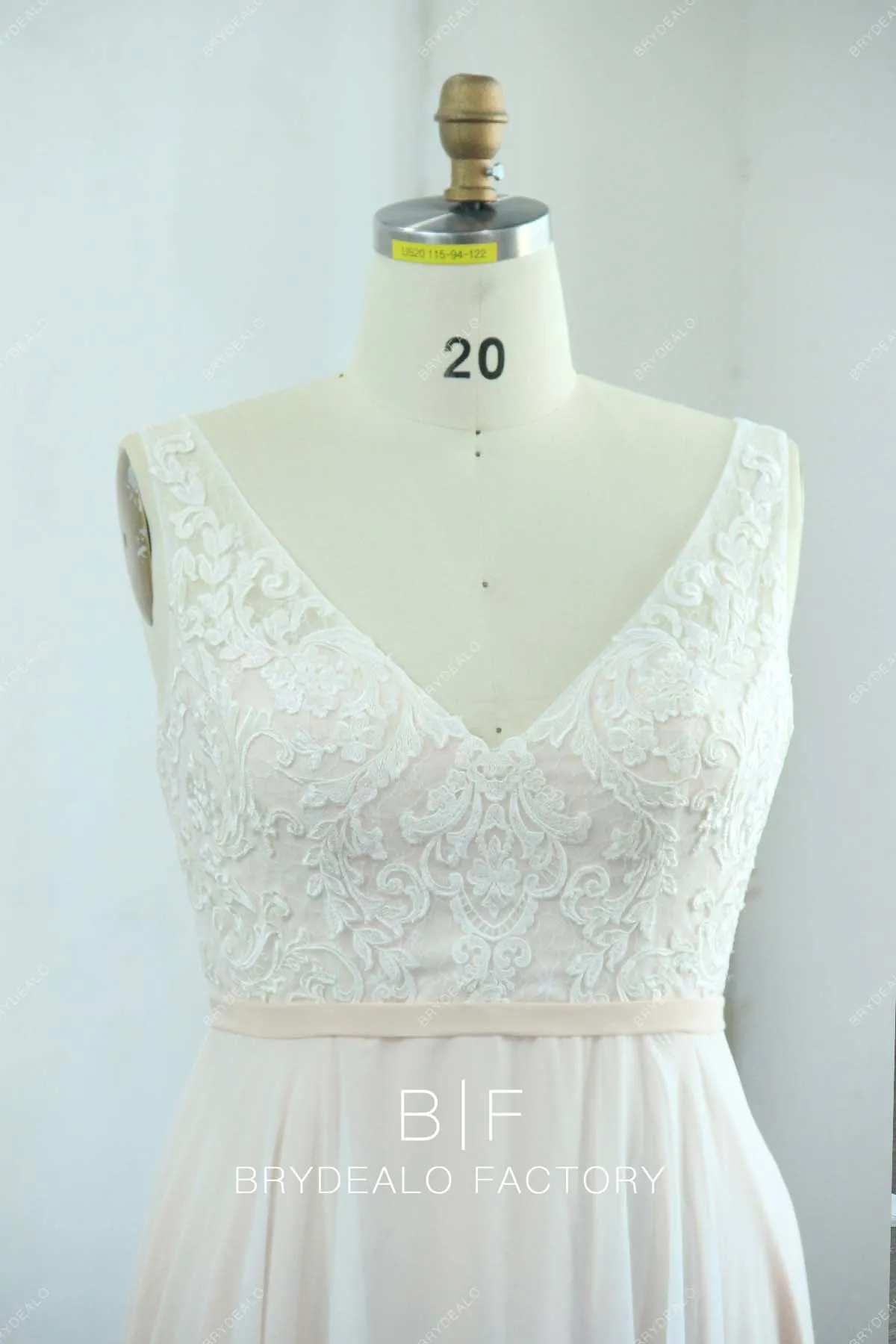 Plus Size Boho Lace Pearl Pink Sleeveless Beach Bridal Dress