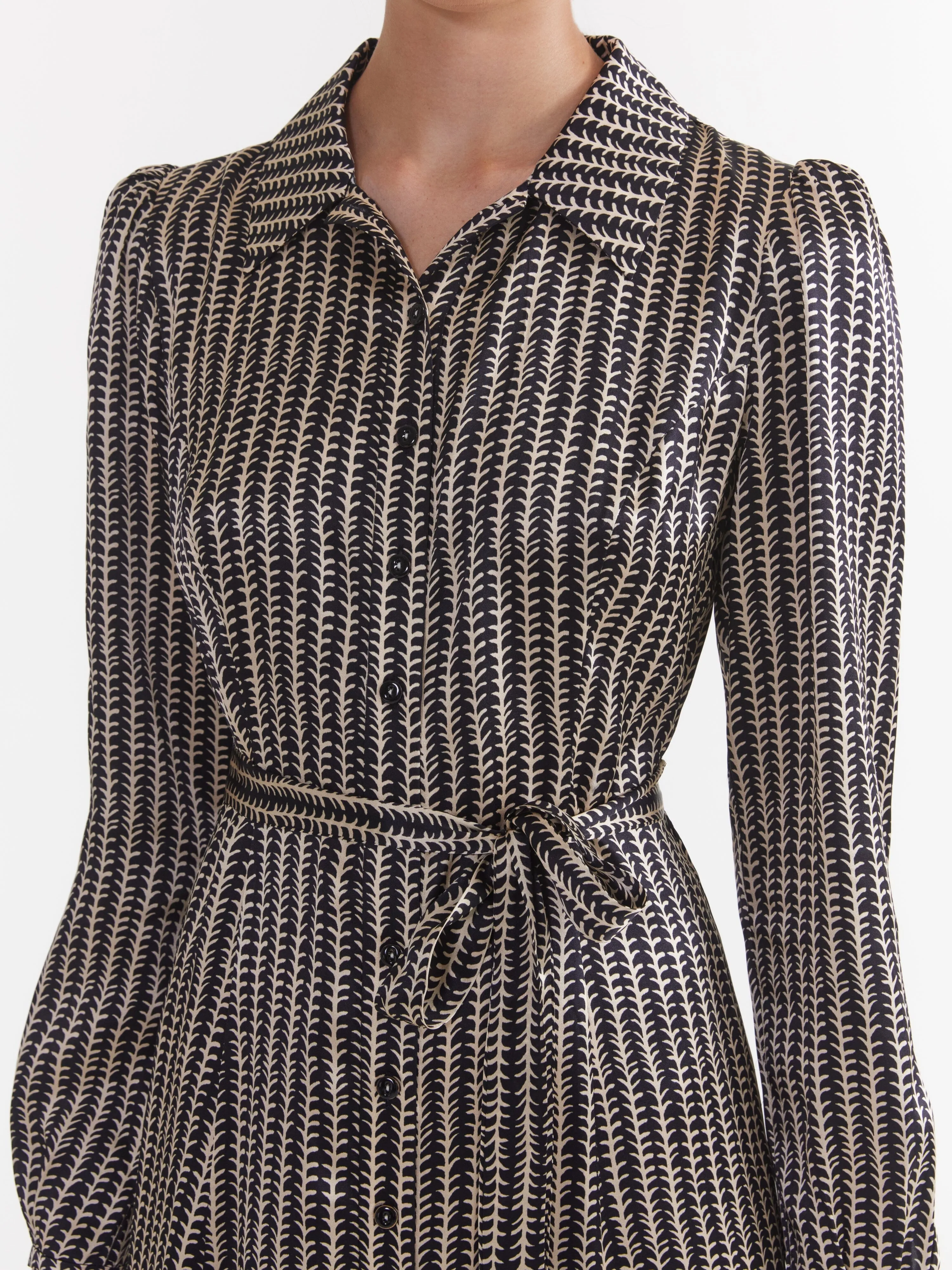 Vanessa-B Dress in Stem Noir Small