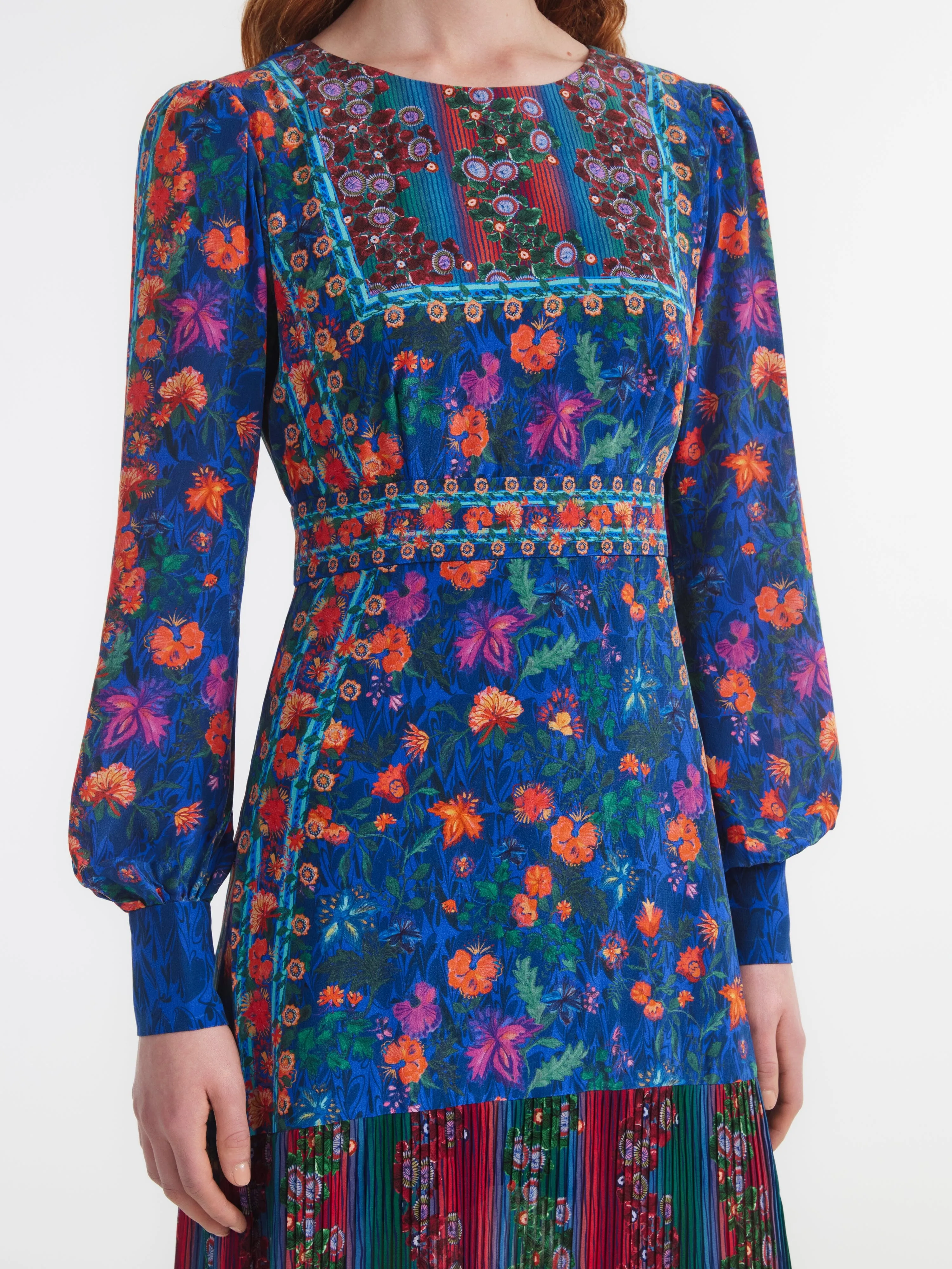 Vera Dress in Akina Border